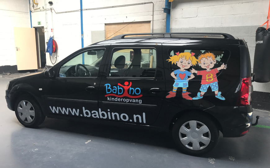 Babino logo bestickering